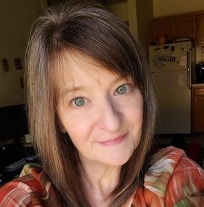 Meet your Posher, Annmarie